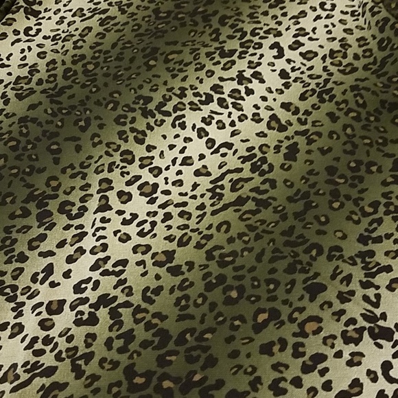 👸👕 Kathie Lee Collection Top - Picture 6 of 6